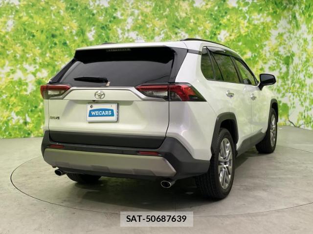 Toyota RAV4 2023-01 8878382-2