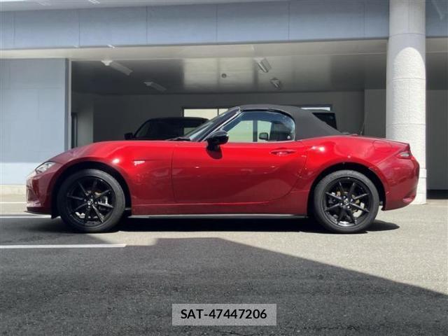 Mazda ROADSTER 2024-07 8878265-1