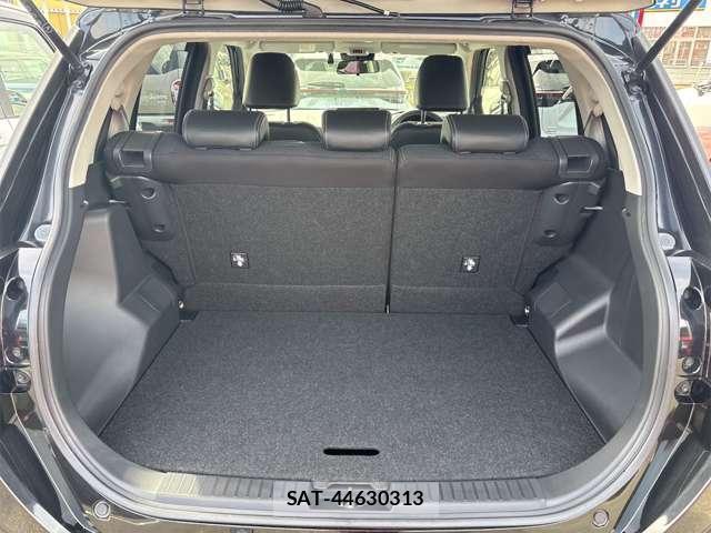Daihatsu ROCKY 2022-02 8877969-5