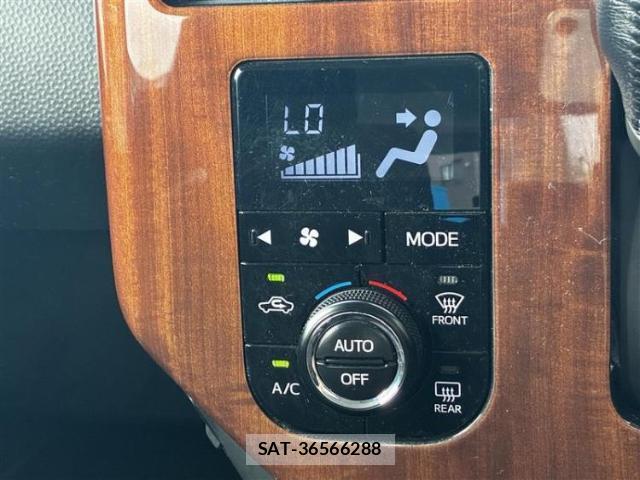Toyota ROOMY 2019-09 8876113-11