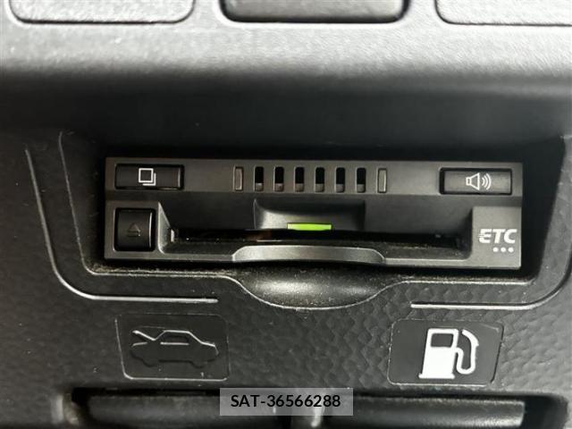Toyota ROOMY 2019-09 8876113-15