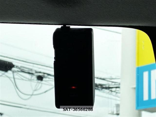 Toyota ROOMY 2019-09 8876113-16