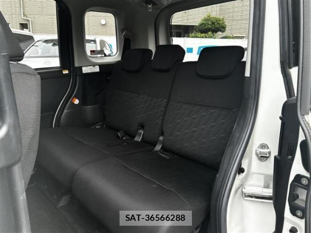Toyota ROOMY 2019-09 8876113-6