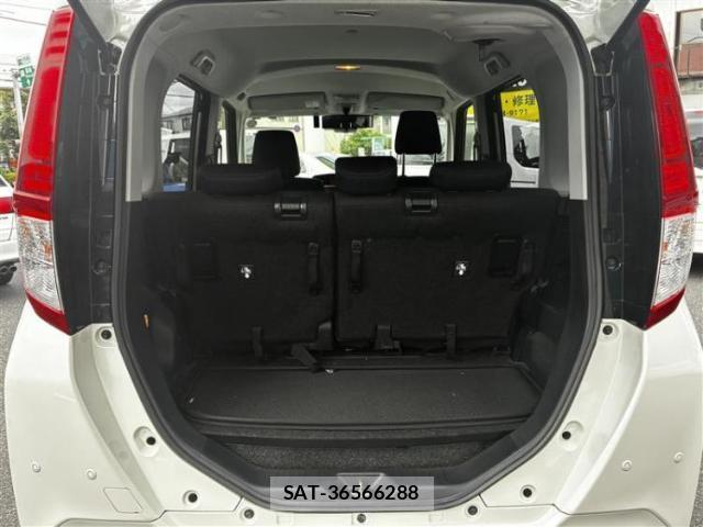 Toyota ROOMY 2019-09 8876113-7