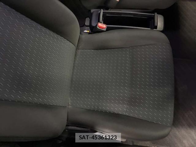 Toyota ROOMY 2022-03 8876204-14