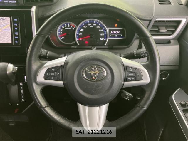 Toyota ROOMY 2019-09 8876324-14