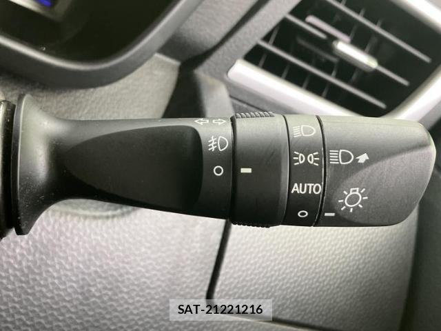 Toyota ROOMY 2019-09 8876324-15