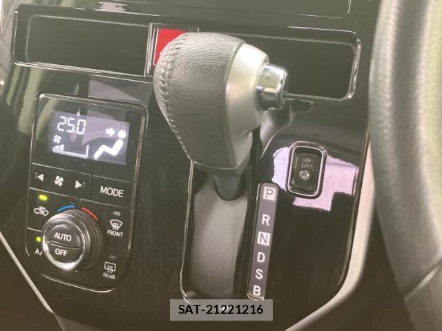 Toyota ROOMY 2019-09 8876324-17