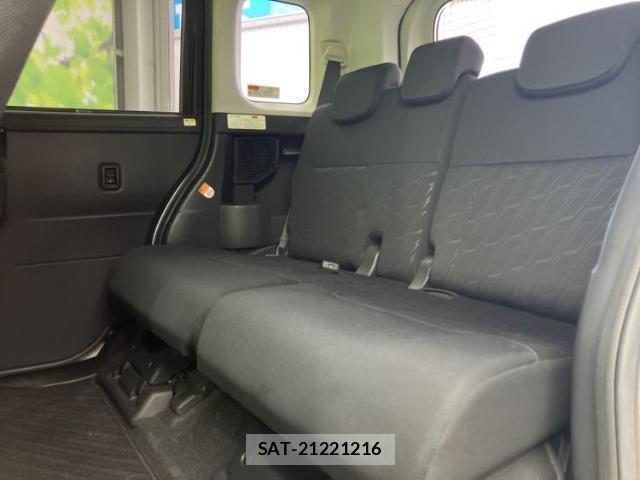 Toyota ROOMY 2019-09 8876324-7