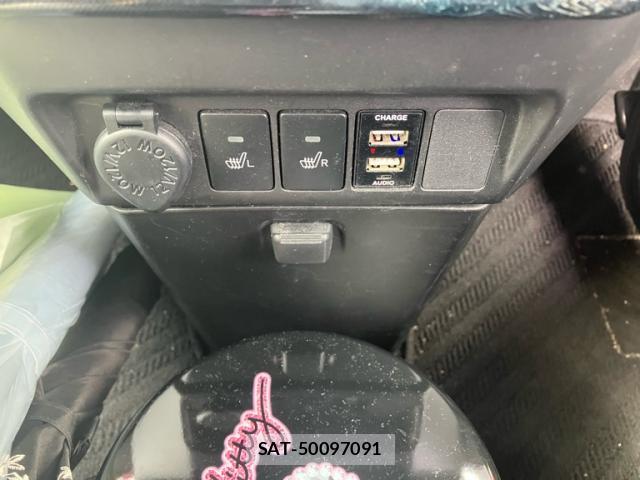 Toyota ROOMY 2018-06 8876443-14
