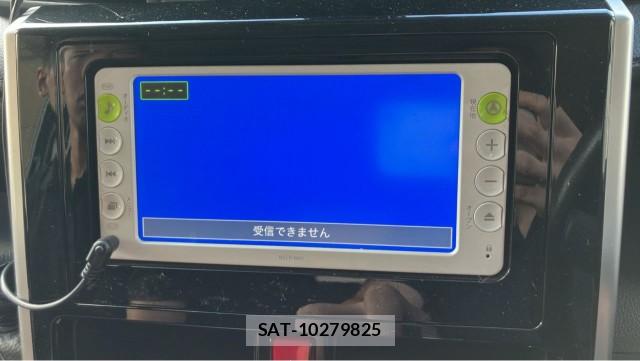 Toyota ROOMY 2017-04 8877108-4