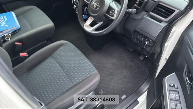 Toyota ROOMY 2022-04 8877164-5