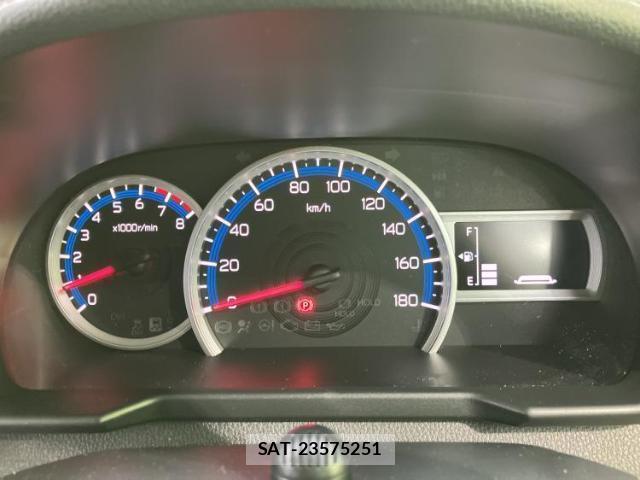 Toyota ROOMY 2024-06 8878131-13