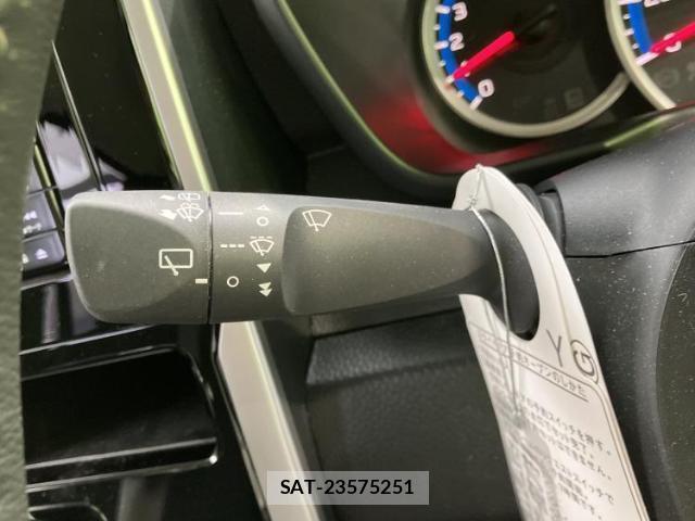 Toyota ROOMY 2024-06 8878131-16