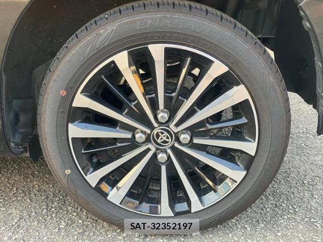 Toyota ROOMY 2025-09 8878200-17