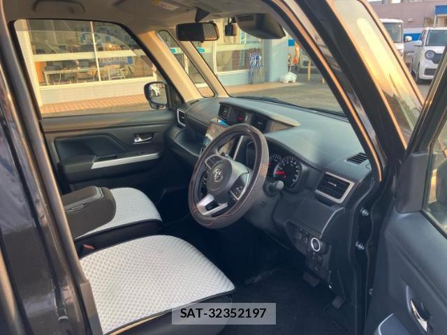 Toyota ROOMY 2025-09 8878200-4