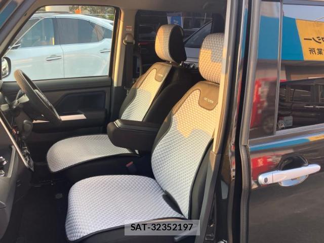 Toyota ROOMY 2025-09 8878200-5