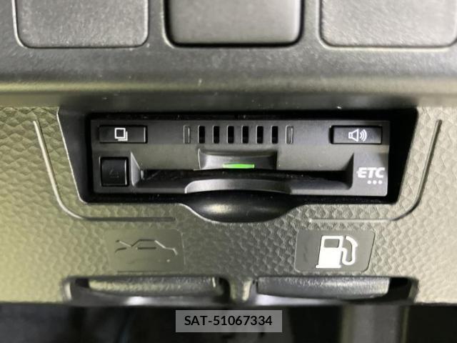 Toyota ROOMY 2023-01 8878262-17