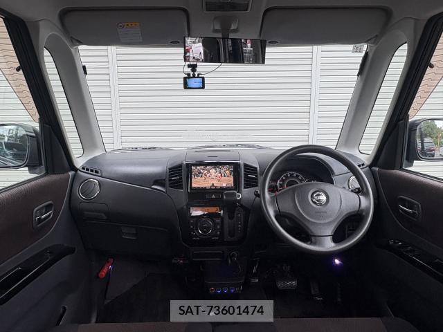 Nissan ROOX 2009-12 8876061-2