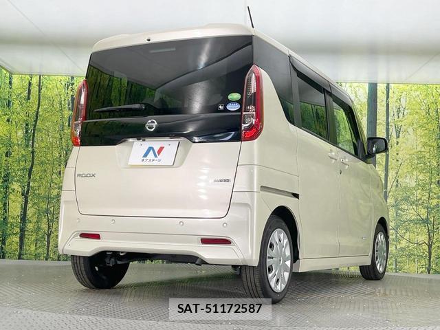 Nissan ROOX 2020-12 8876586-16
