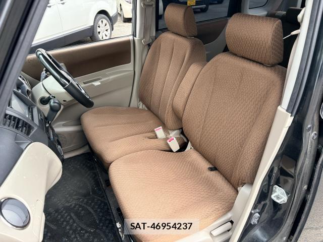 Nissan ROOX 2010 8877657-5