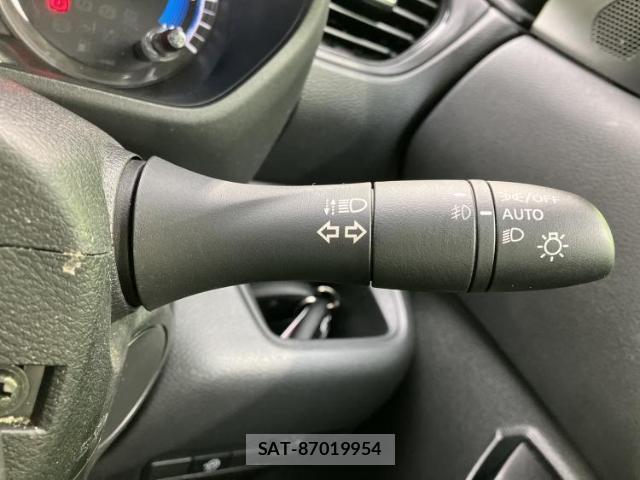 Nissan ROOX 2023-05 8878128-13