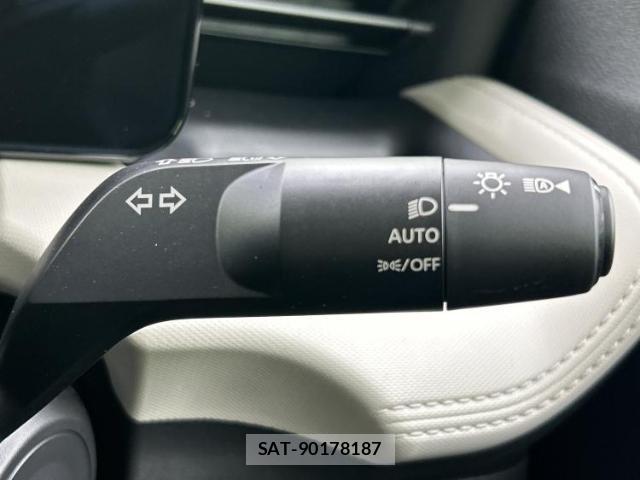 Nissan ROOX 2026-08 8878168-12