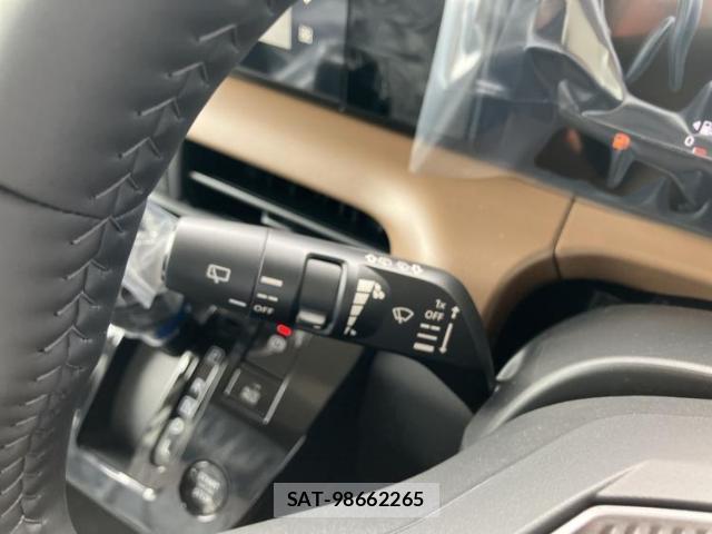 Nissan ROOX 2026-09 8878174-17