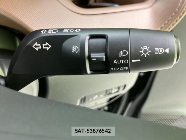 Nissan ROOX 2026-07 8878302-12