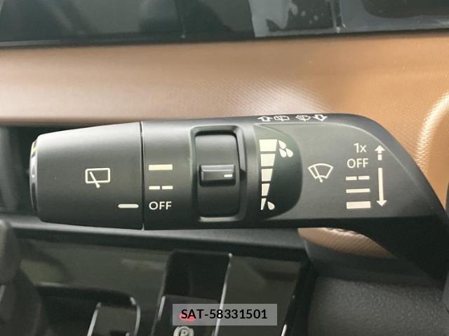 Nissan ROOX 2026-08 8878398-15