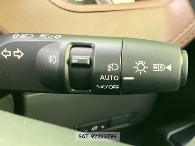 Nissan ROOX 2025-10 8878403-14