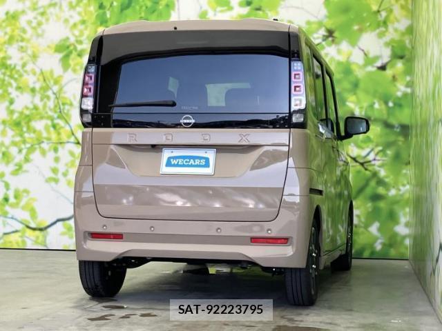 Nissan ROOX 2025-10 8878403-2