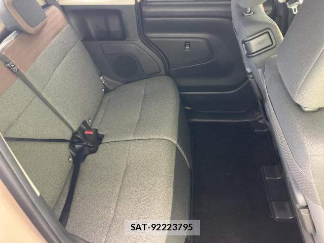 Nissan ROOX 2025-10 8878403-4