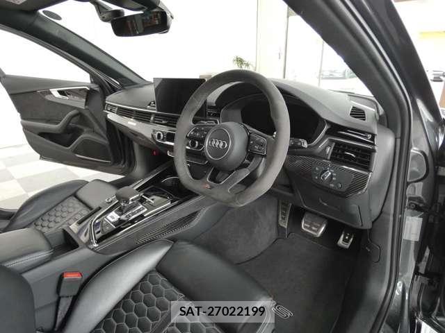 Audi RS4 2021-09 8878015-15