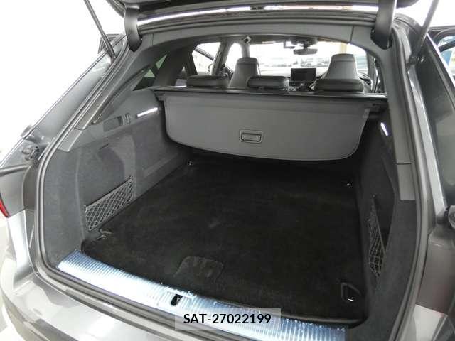 Audi RS4 2021-09 8878015-18