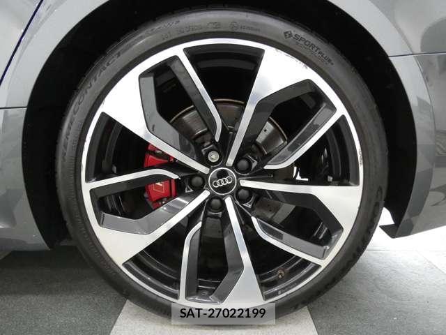 Audi RS4 2021-09 8878015-19