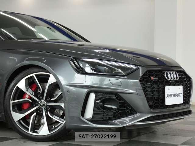 Audi RS4 2021-09 8878015-9