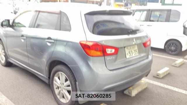 Mitsubishi RVR 2013-12 8876467-1
