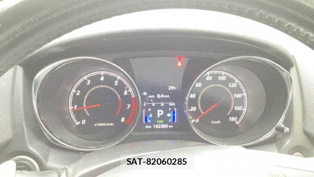 Mitsubishi RVR 2013-12 8876467-5