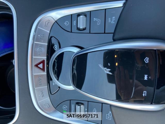 Mercedes Benz S-CLASS 2017-09 8876434-19