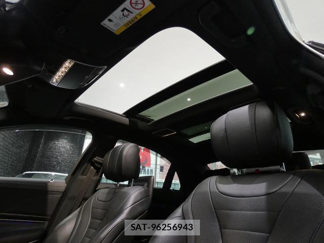 Mercedes Benz S-CLASS 2016-03 8877511-6