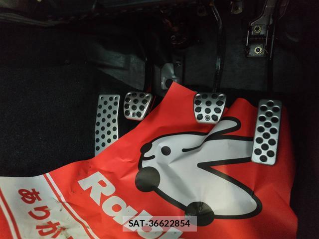Honda S2000 2003-02 8877913-12