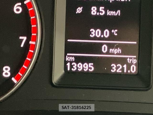 VolksWagen SCIROCCO 2012-01 8876641-11
