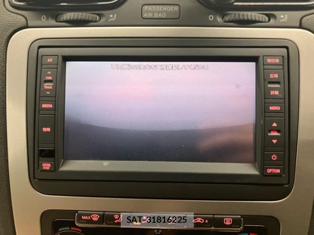 VolksWagen SCIROCCO 2012-01 8876641-16