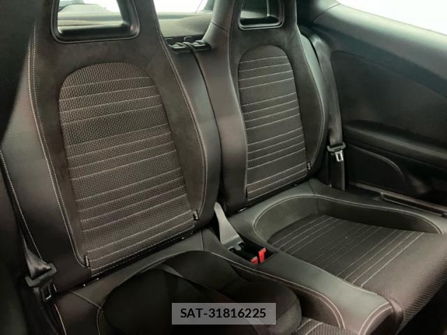VolksWagen SCIROCCO 2012-01 8876641-5