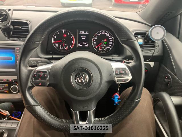 VolksWagen SCIROCCO 2012-01 8876641-9