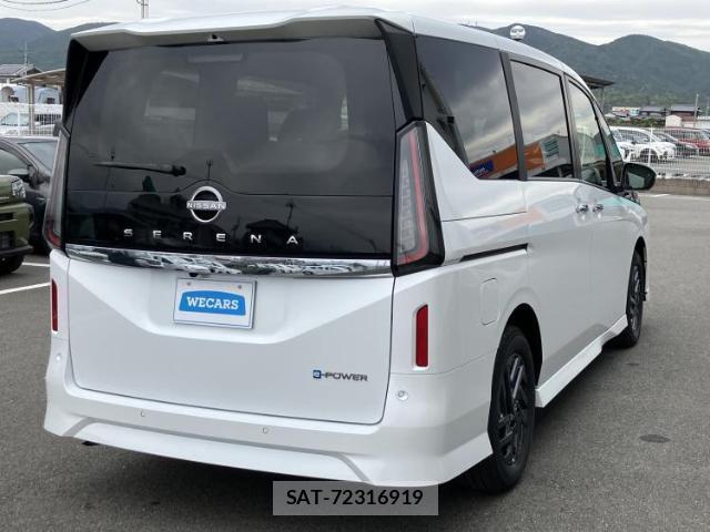 Nissan SERENA 2026-07 8875973-2