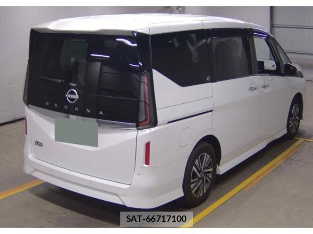 Nissan SERENA 2024-09 8876070-4