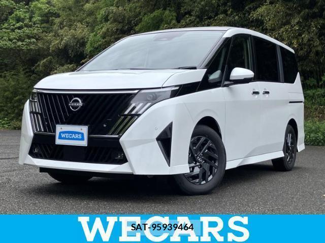 Nissan SERENA 2026-04 8876612-0