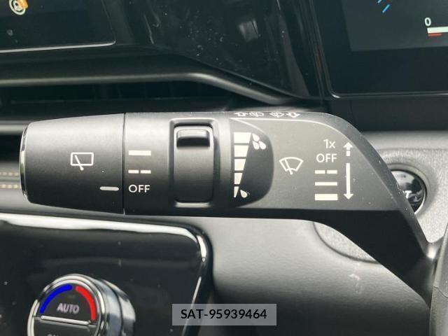 Nissan SERENA 2026-04 8876612-16